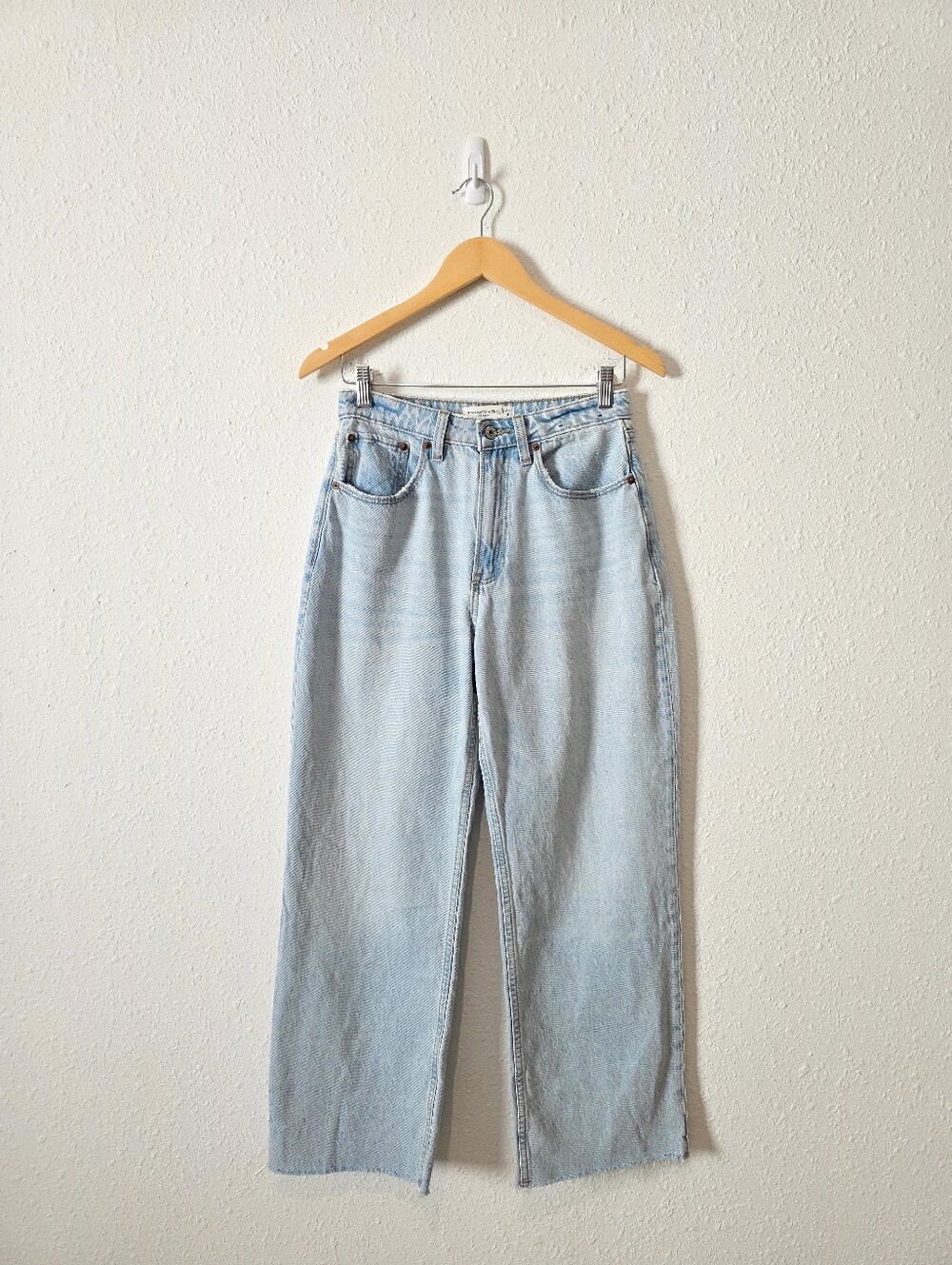 Abercrombie The Loose High Rise Jeans 27/4 short